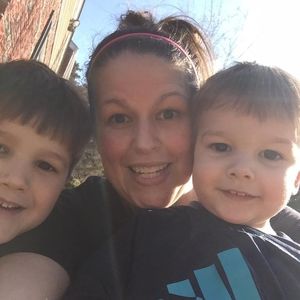 Meet your Posher, Julie